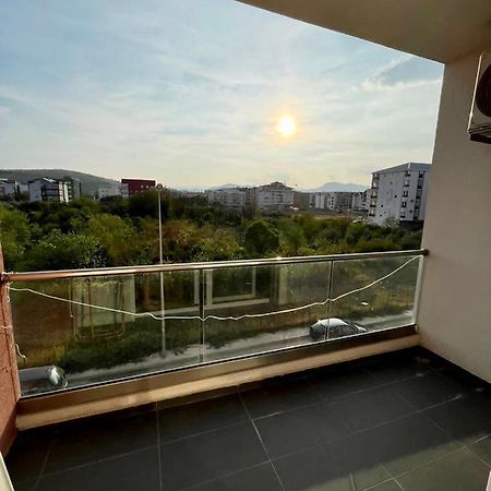 Z Apartment Podgorica Bagian luar foto