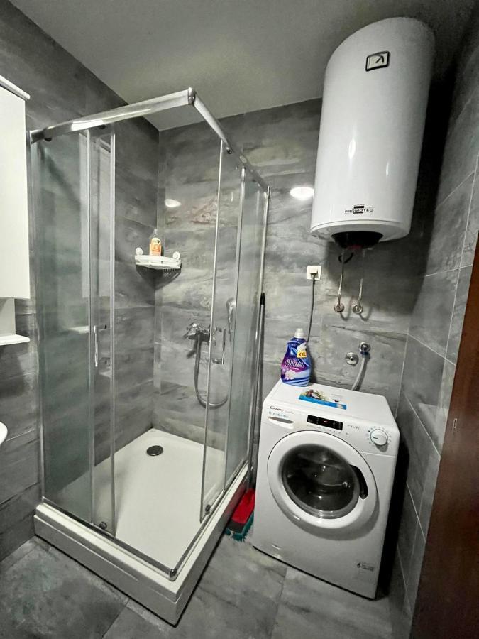 Z Apartment Podgorica Bagian luar foto
