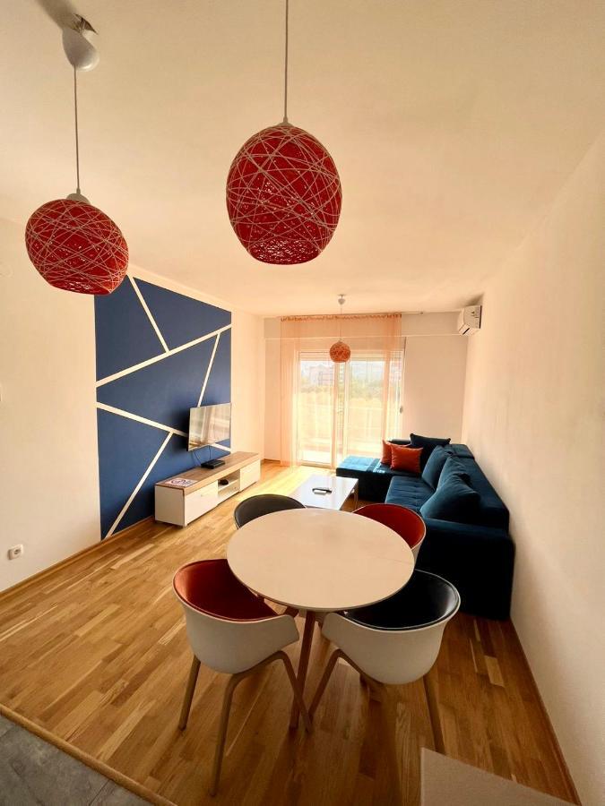 Z Apartment Podgorica Bagian luar foto